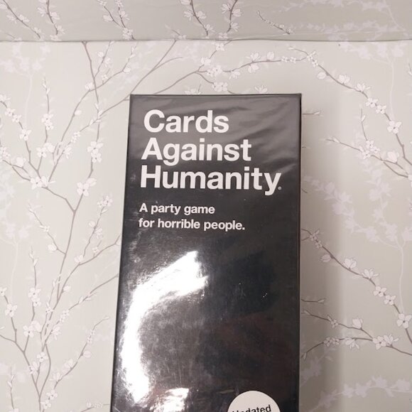 Cards Against Humanity - Picture 3 of 5